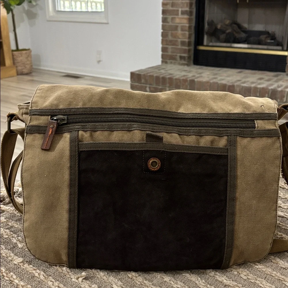 Fossil Original A-54 Messenger Commuter Bag Brown Canvas‎ Shoulder Crossbody